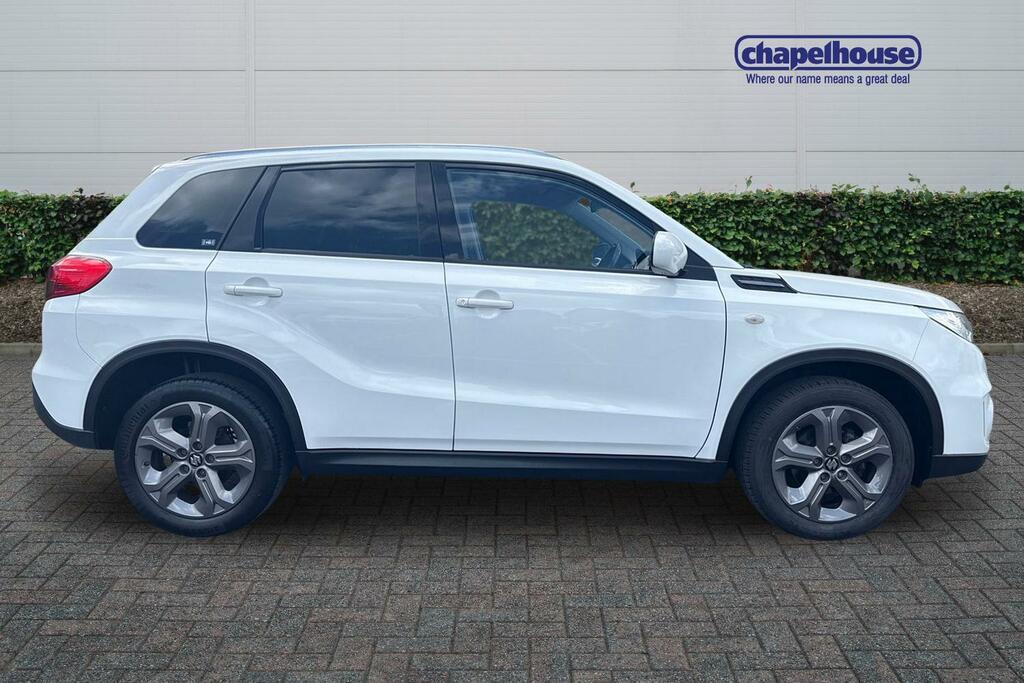 Suzuki Vitara Sz-t 1.6 White #2