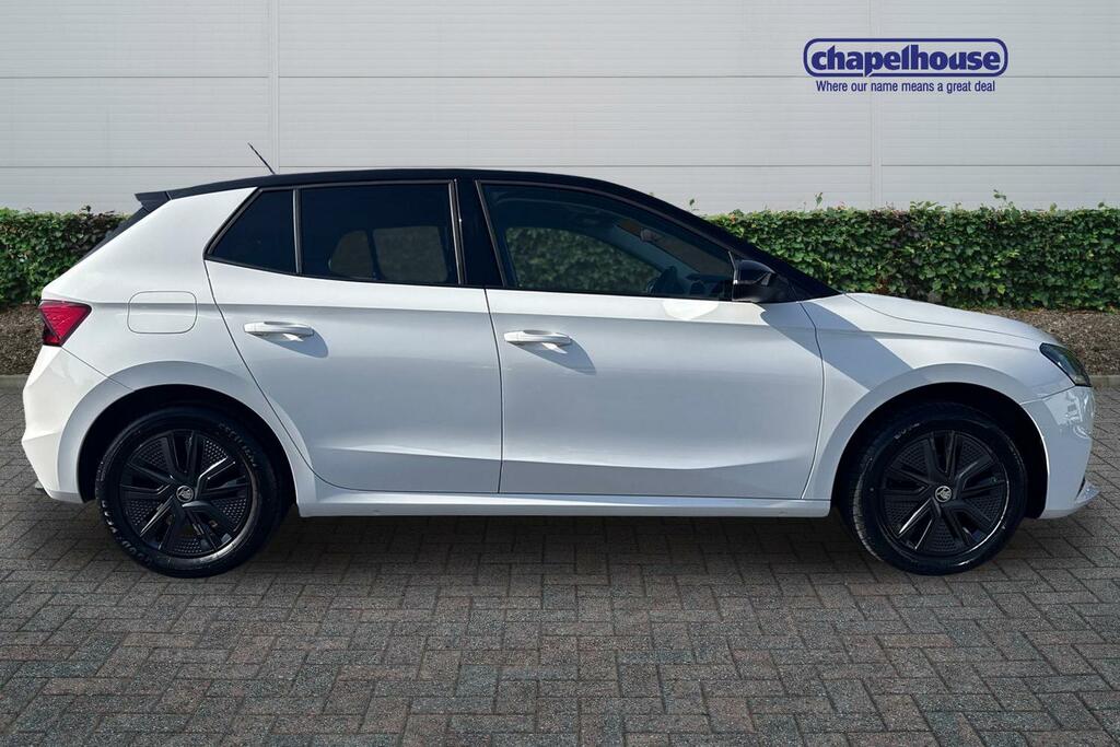 Skoda Fabia Colour Edition Mpi 1.0 PF23CHL White #2