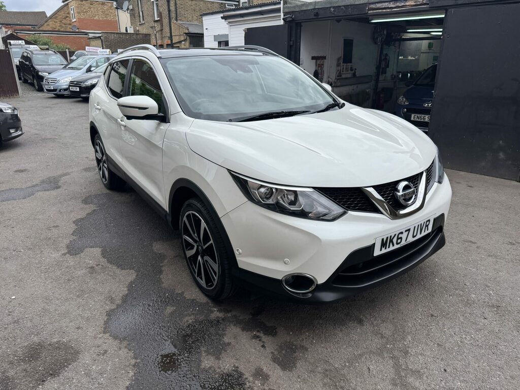 Nissan Juke 1.6 Dig-t Tekna LM65LCJ White #6