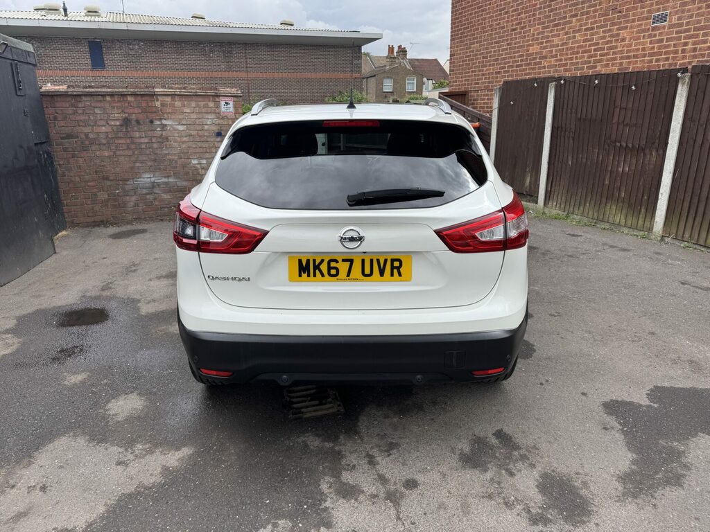 Nissan Juke 1.6 Dig-t Tekna LM65LCJ White #2