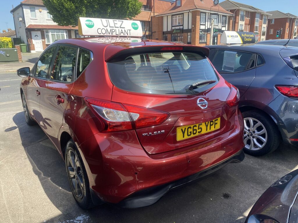 Nissan Pulsar 1.2 Dig-t Acenta Euro 6 S S Red #4