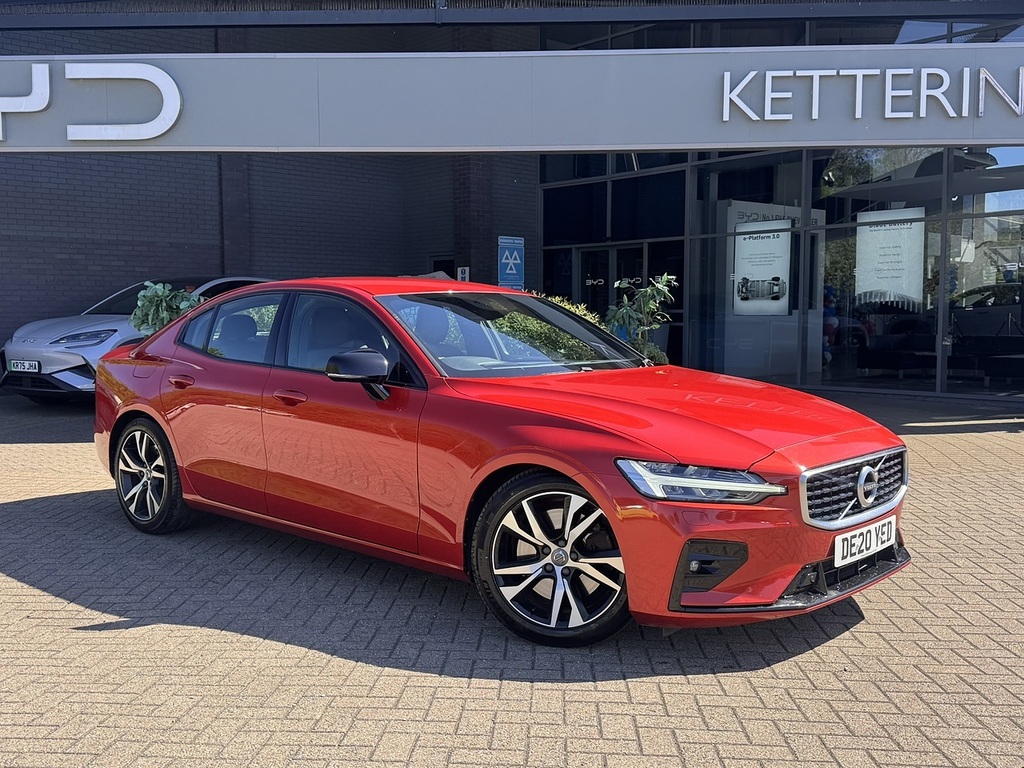 Volvo S60 T5 R-design Plus Red