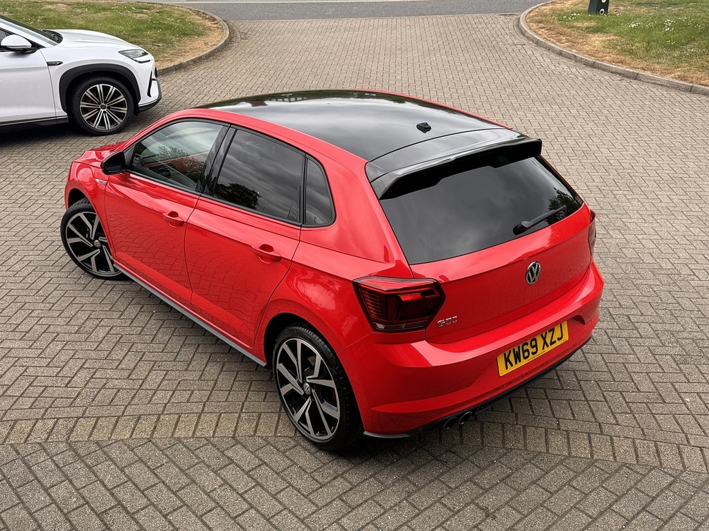 Volkswagen Polo Tsi Gti KW69XZJ Red #4