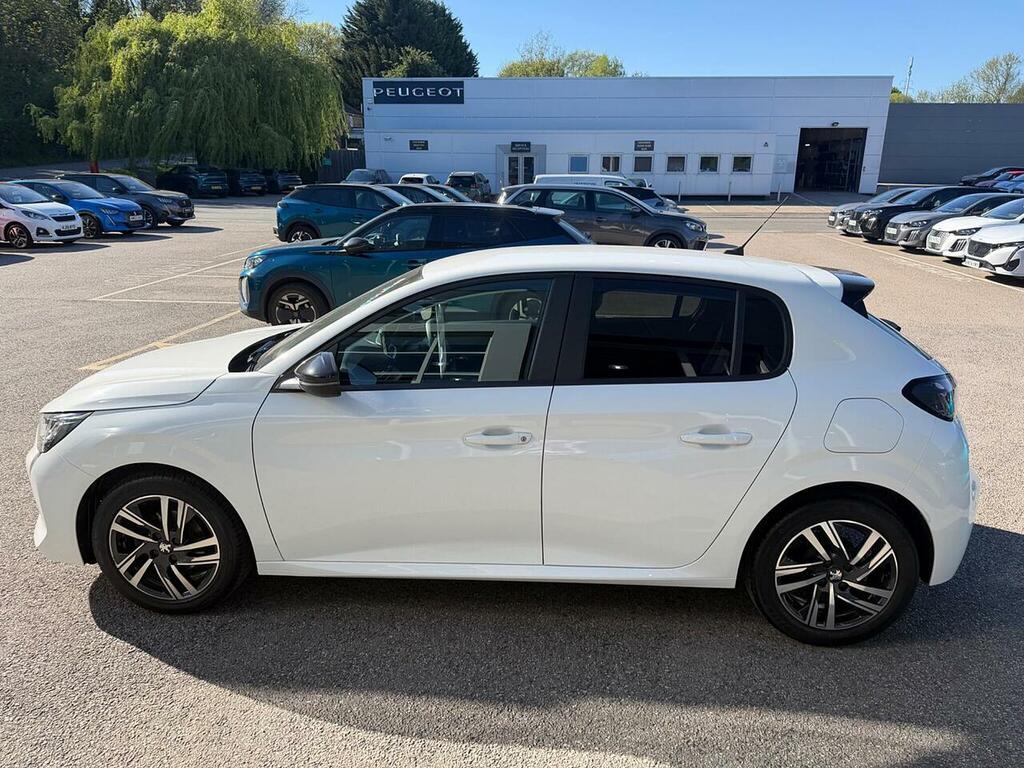 Peugeot 208 208 1.2 Puretech Active Premium Euro 6 Ss KM23UXN White #4