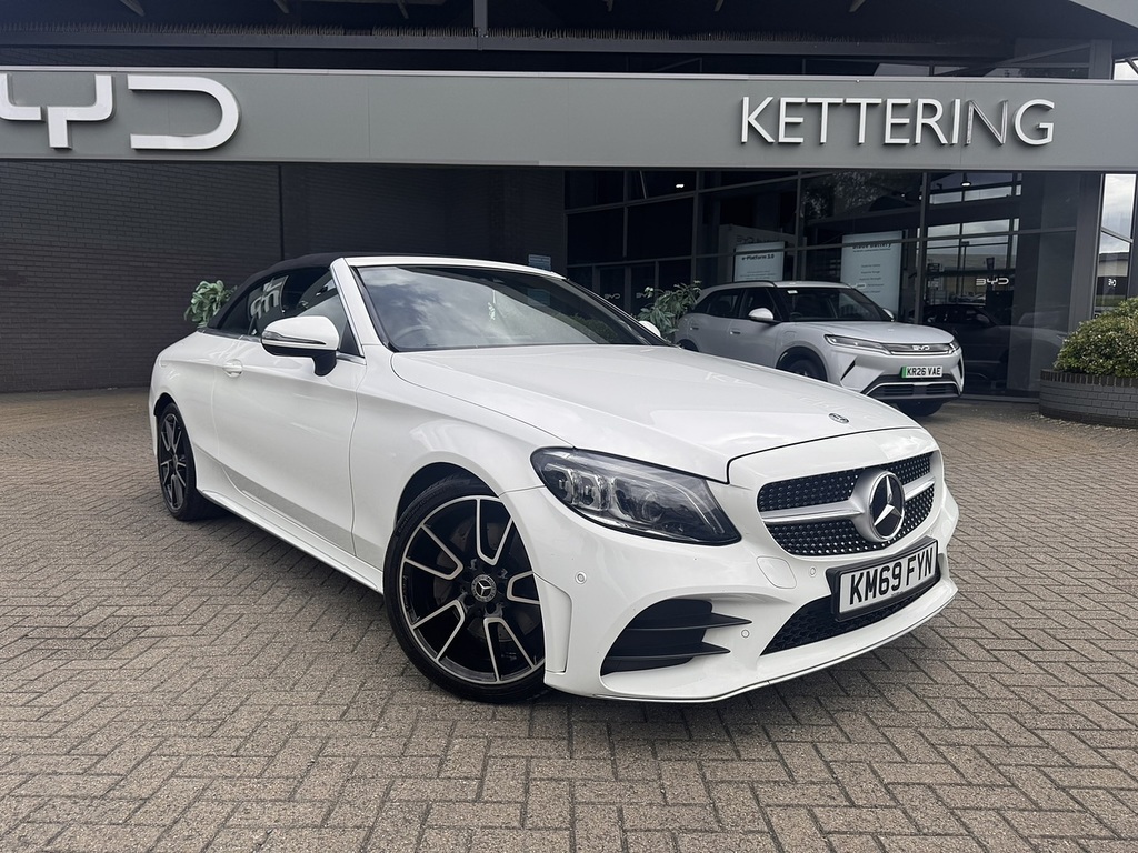 Mercedes-Benz C Class C300 Amg Line KM69FYN White #2