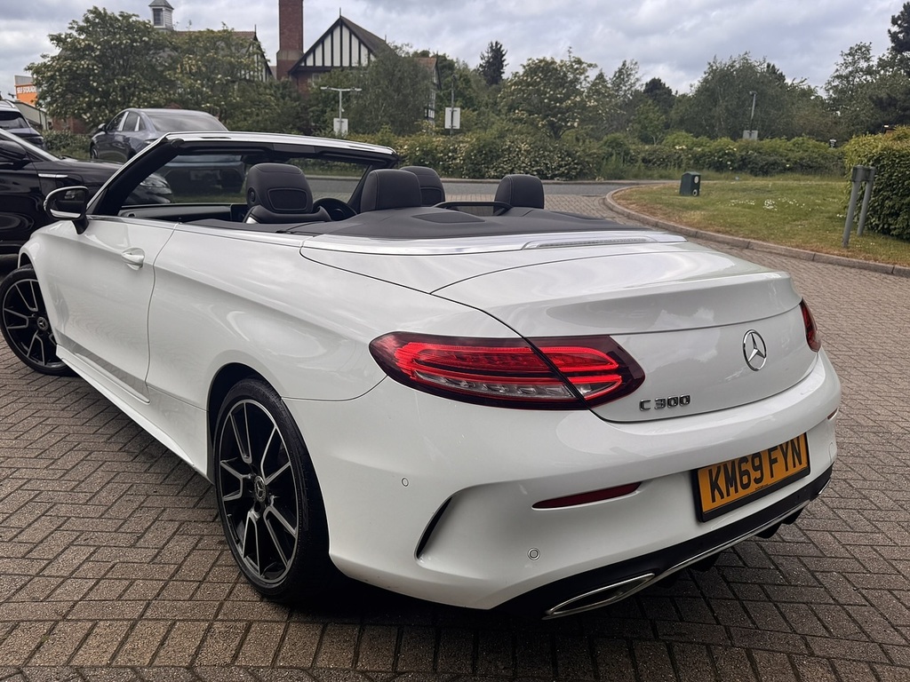 Mercedes-Benz C Class C300 Amg Line KM69FYN White #6