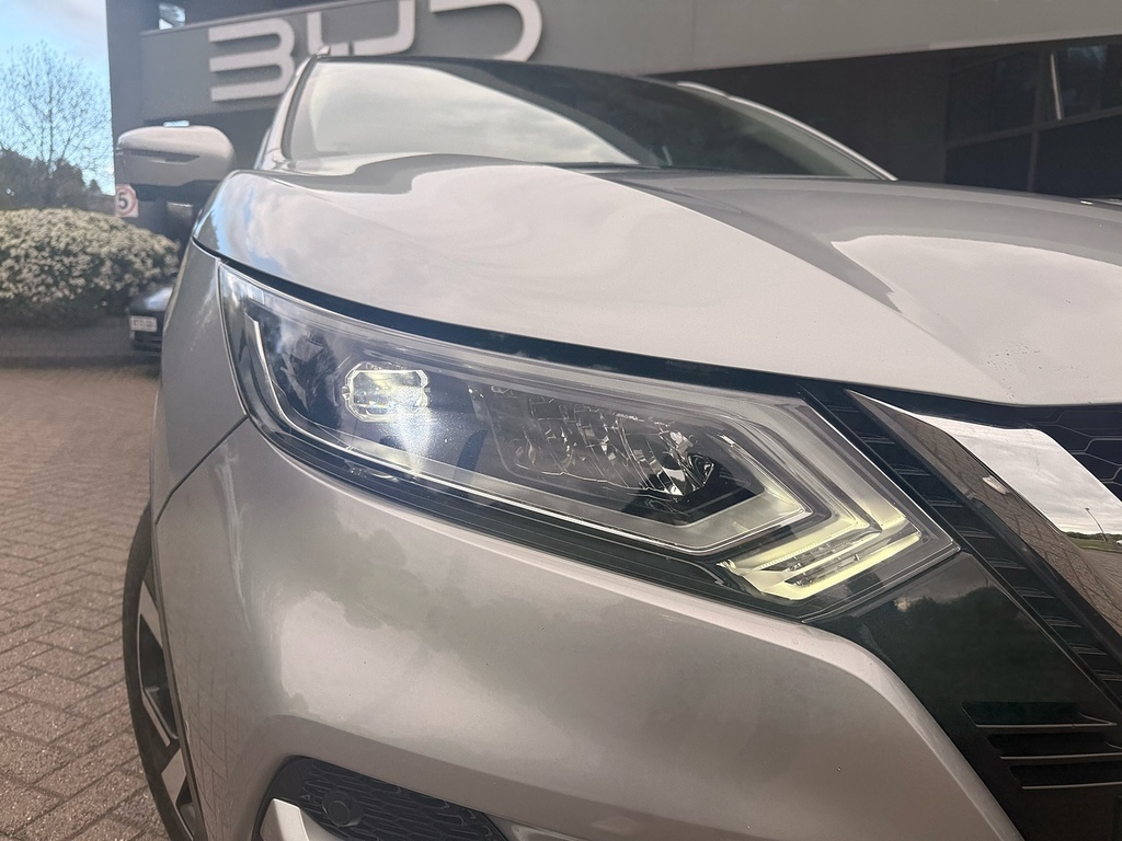 Nissan Qashqai Dig-t Tekna Silver