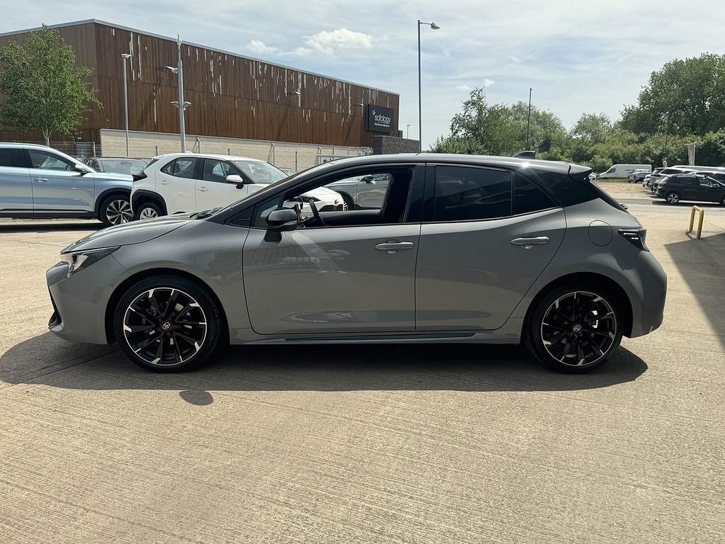 Toyota Corolla Vvt-h Gr Sport FP22GVN Grey #5