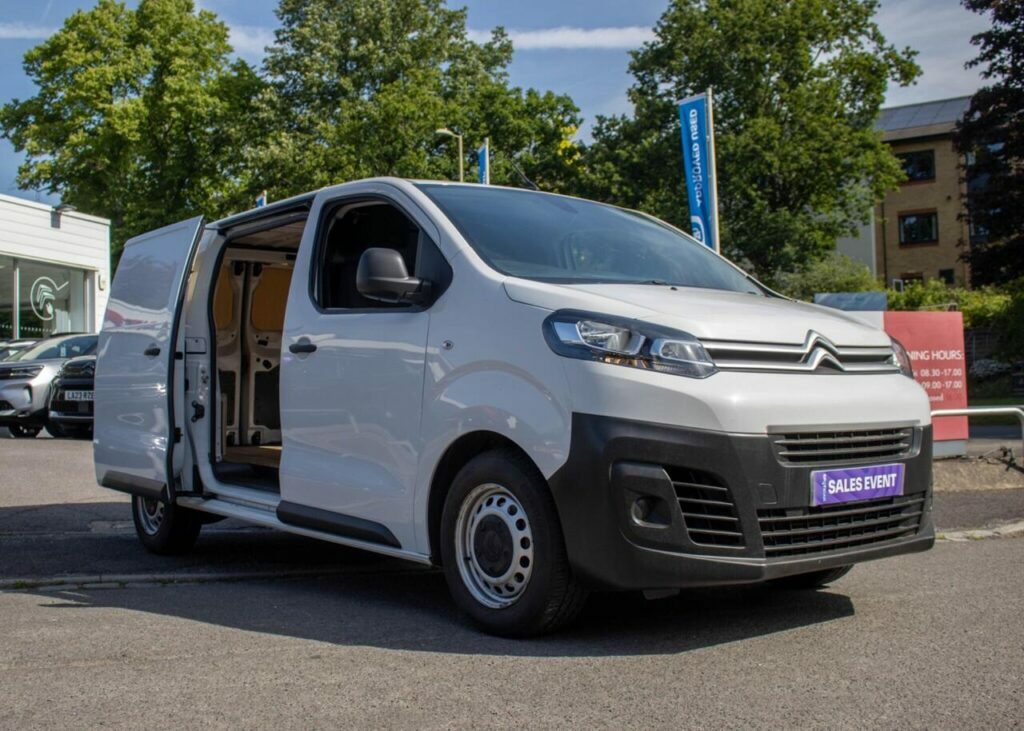 Citroen Dispatch Mpv YL23EKE White #6