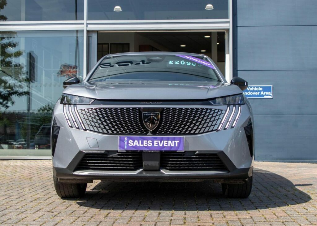 Peugeot 3008 1.2 Allure E-dsc6 Euro 6 S S FV74YKJ Grey #2