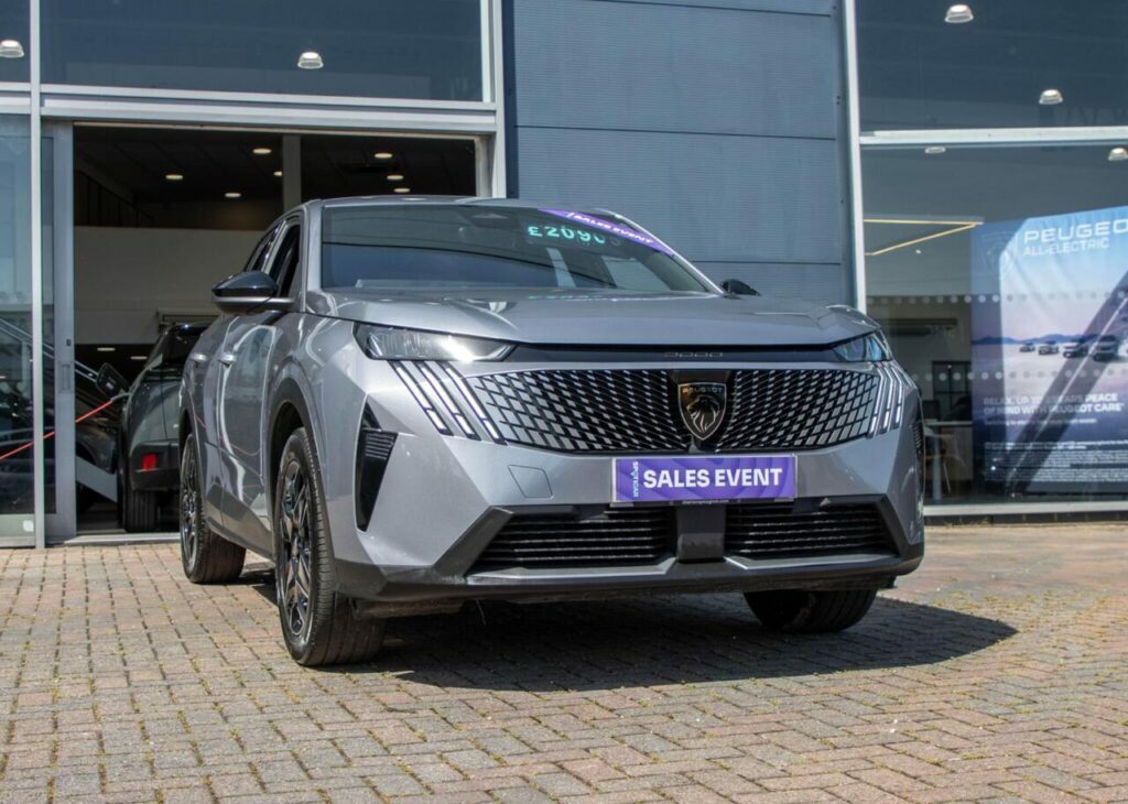 Peugeot 3008 1.2 Allure E-dsc6 Euro 6 S S Grey