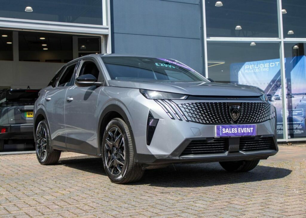 Peugeot 3008 1.2 Allure E-dsc6 Euro 6 S S FV74YKJ Grey #5