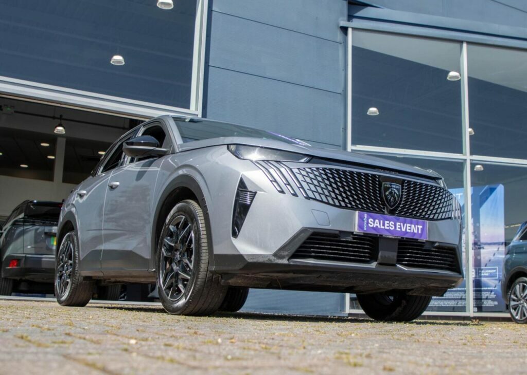 Peugeot 3008 1.2 Allure E-dsc6 Euro 6 S S FV74YKJ Grey #6