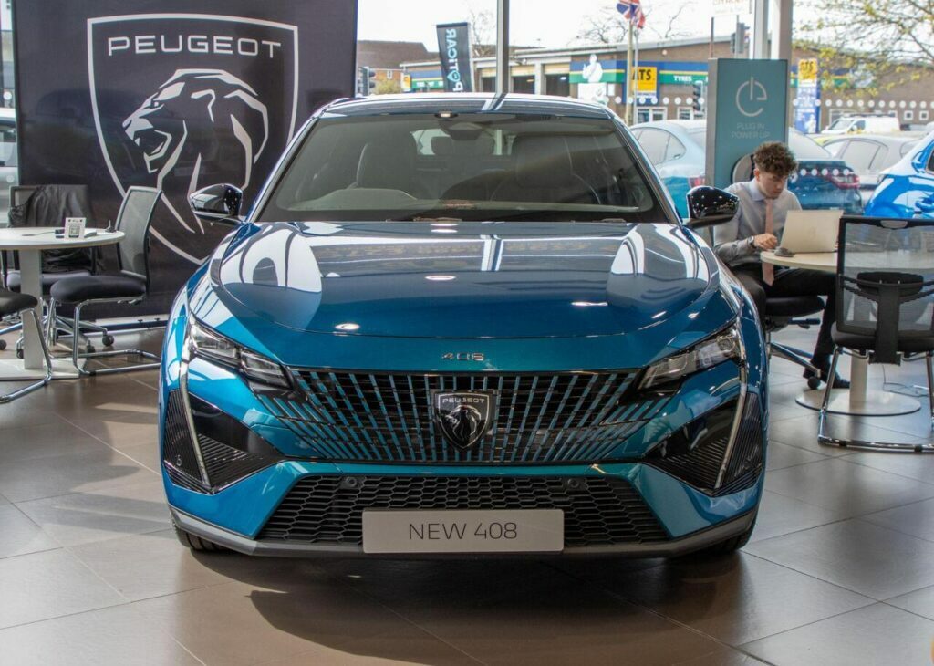 Peugeot 408 Hatchback Blue #4