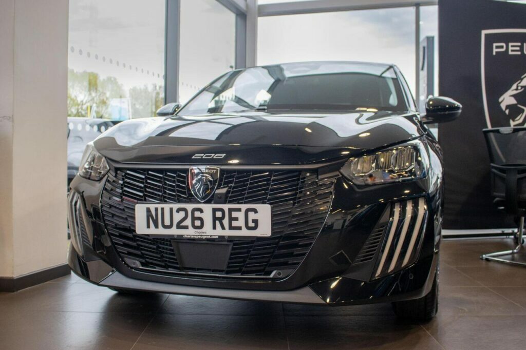 Peugeot 208 Hatchback Black #5