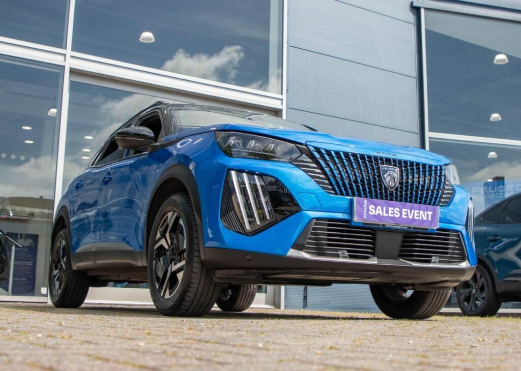 Peugeot 2008 1.2 Puretech Gt Eat Euro 6 S S RY24HKK Blue #6