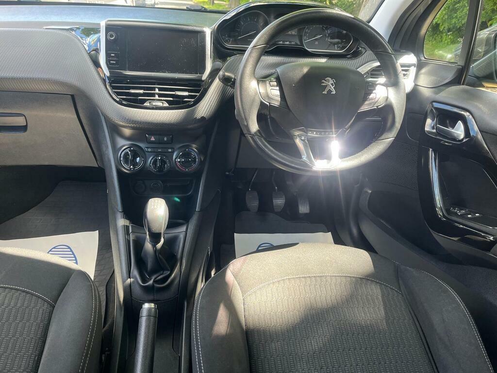 Peugeot 208 1.2 Puretech Active Euro 6 S S DV18LMO Grey #4