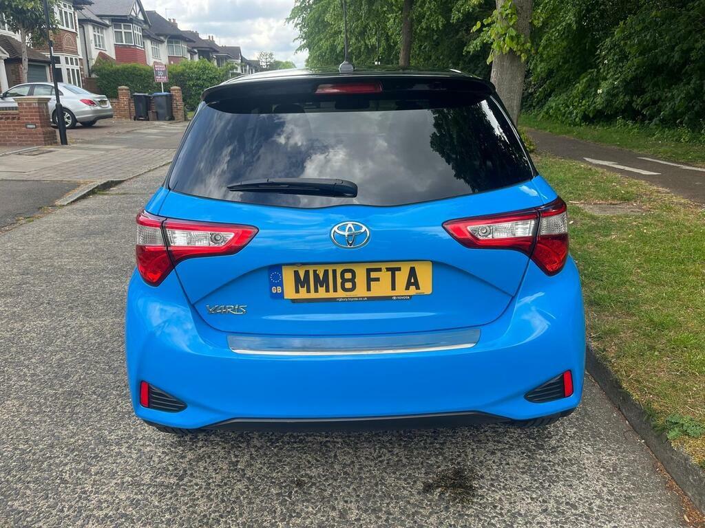 Toyota Yaris 1.5 Vvt-i Grey Bi-tone Euro 6 MM18FTA Blue #6