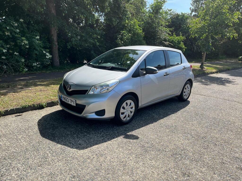 Toyota Yaris 1.0 Vvt-i T2 Euro 5 Silver