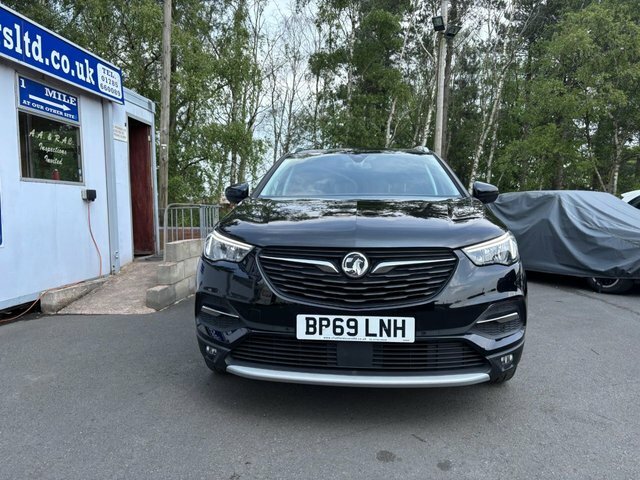 Vauxhall Grandland X 1.5 Turbo D Business Edition Nav Suv Ma Black