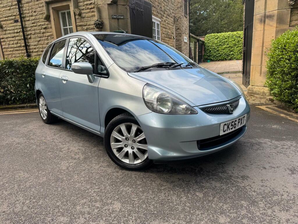 Honda Jazz 1.4 I-dsi Se Cvt-7 Silver