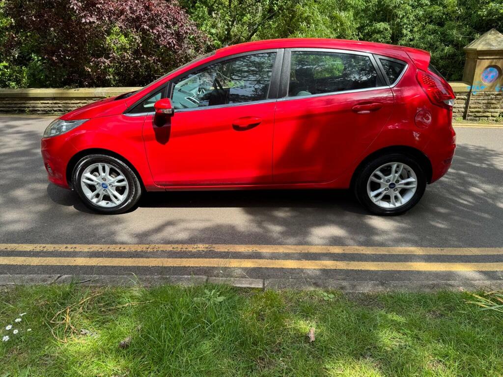 Ford Fiesta 1.4 Zetec PE09WHR Red #6