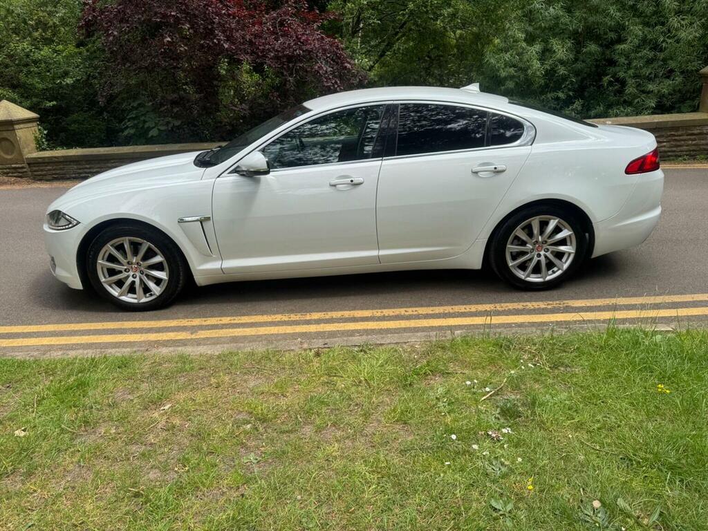 Jaguar XF 2.2D Premium Luxury Euro 5 Ss LV63CYO White #6