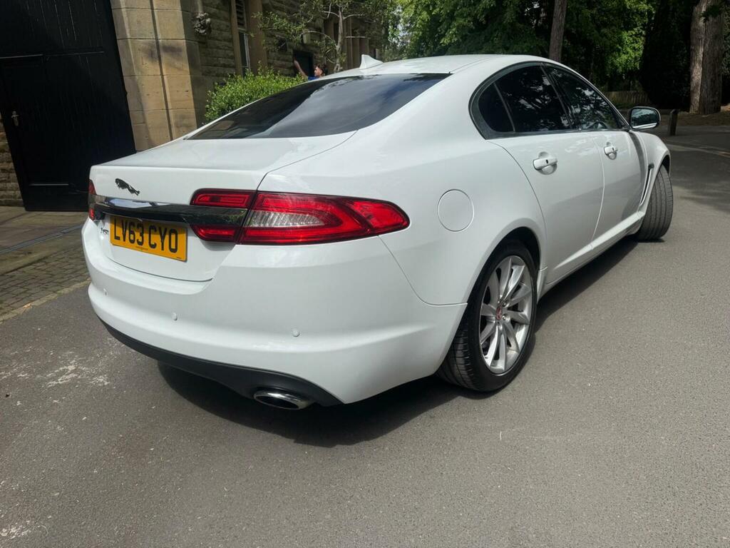 Jaguar XF 2.2D Premium Luxury Euro 5 Ss LV63CYO White #2
