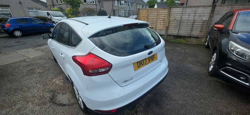 Ford Focus Titanium 20 A Year DK17VNF White #6