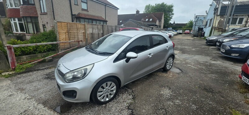 Kia RIO 2 Automatic Silver
