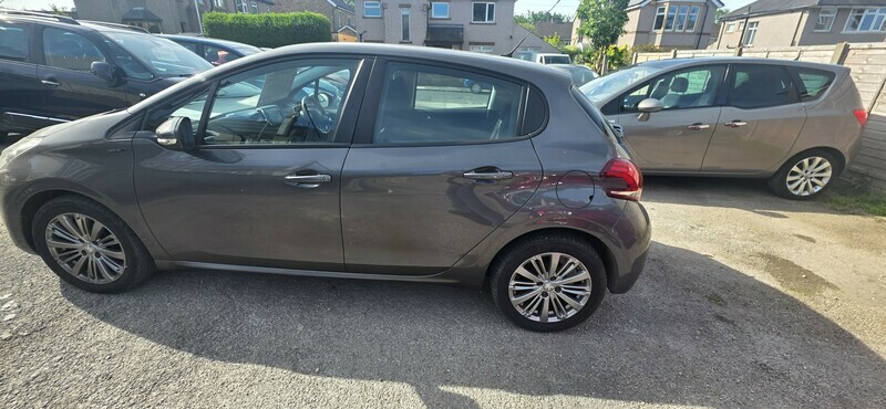 Peugeot 208 S S Signature KU68YAD Grey #4