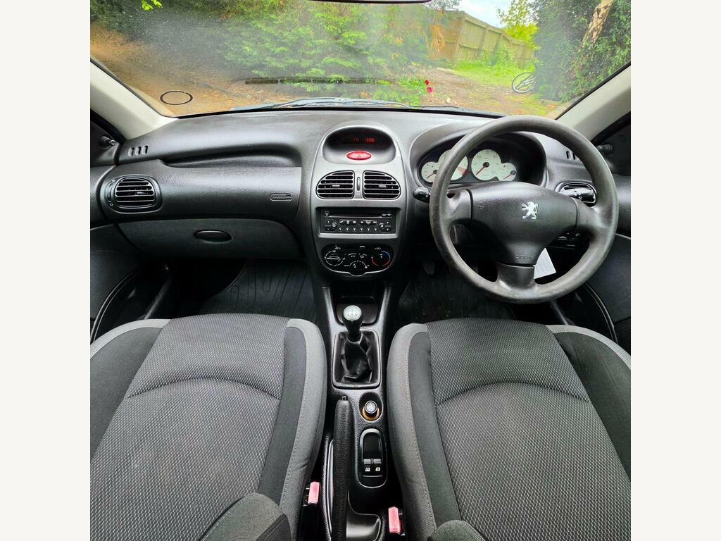 Peugeot 206 1.4 Hdi Verve Silver #2