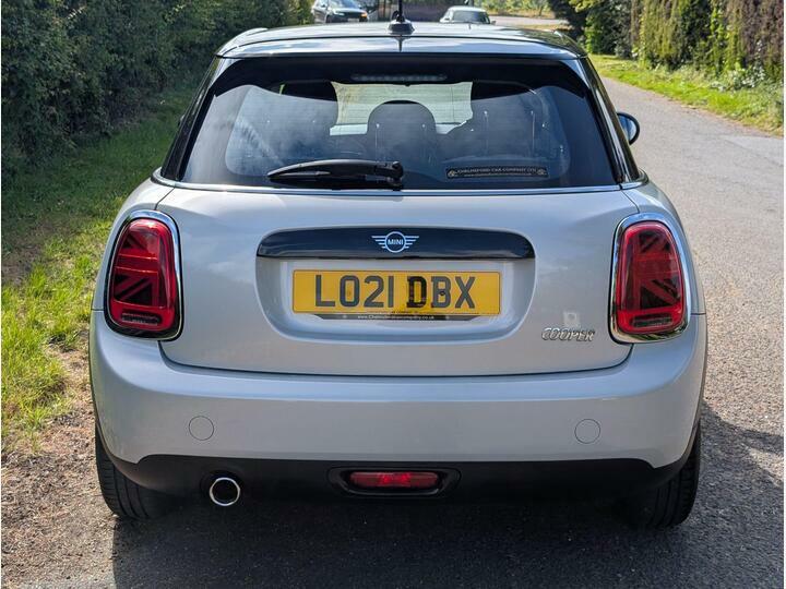 Mini Hatch 1.5 Cooper Classic Euro 6 Ss LO21DBX Silver #6