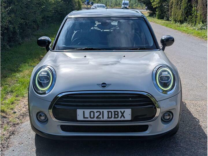 Mini Hatch 1.5 Cooper Classic Euro 6 Ss LO21DBX Silver #4