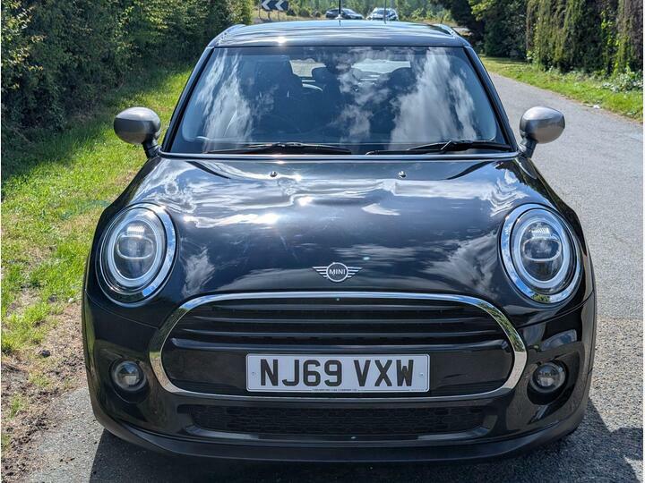 Mini Hatch 1.5 Cooper Classic Euro 6 Ss NJ69VXW Black #4