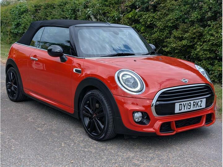Mini Convertible 1.5 Cooper Sport Euro 6 Ss Orange