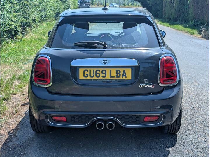 Mini Hatch 2.0 Cooper S Exclusive Steptronic Euro 6 Ss GU69LBA Grey #6