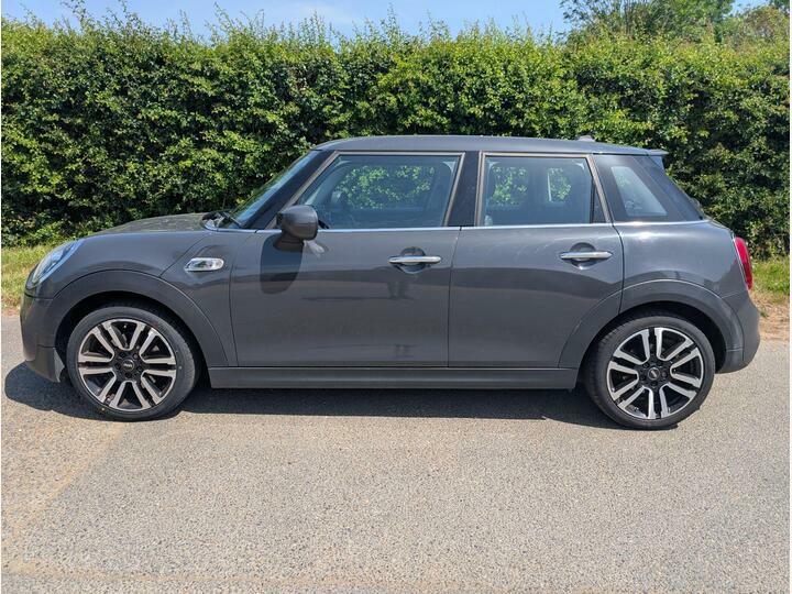 Mini Hatch 2.0 Cooper S Exclusive Steptronic Euro 6 Ss GU69LBA Grey #5