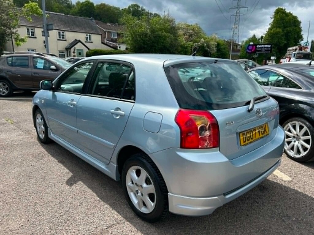Toyota Corolla 1.6 Vvt-i Colour Collection Hatchback M  #4