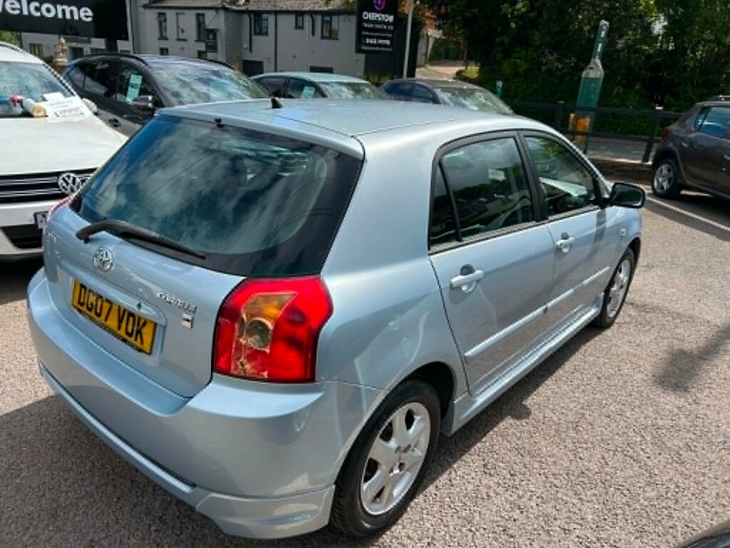 Toyota Corolla 1.6 Vvt-i Colour Collection Hatchback M  #2