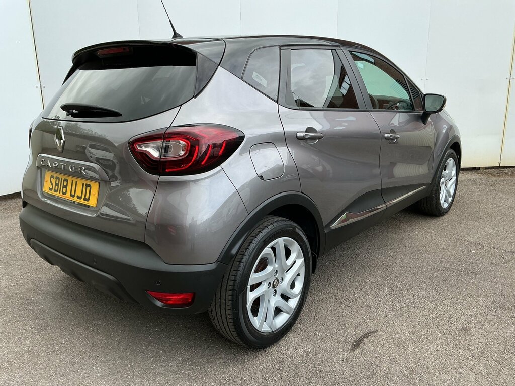 Renault Captur 1.5 Dci Energy Iconic Suv Edc Euro 6 S SB18UJD Grey #5