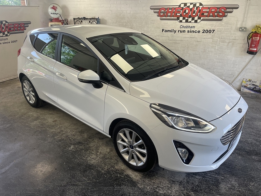 Ford Fiesta T Ecoboost Titanium DF18SYE White #2