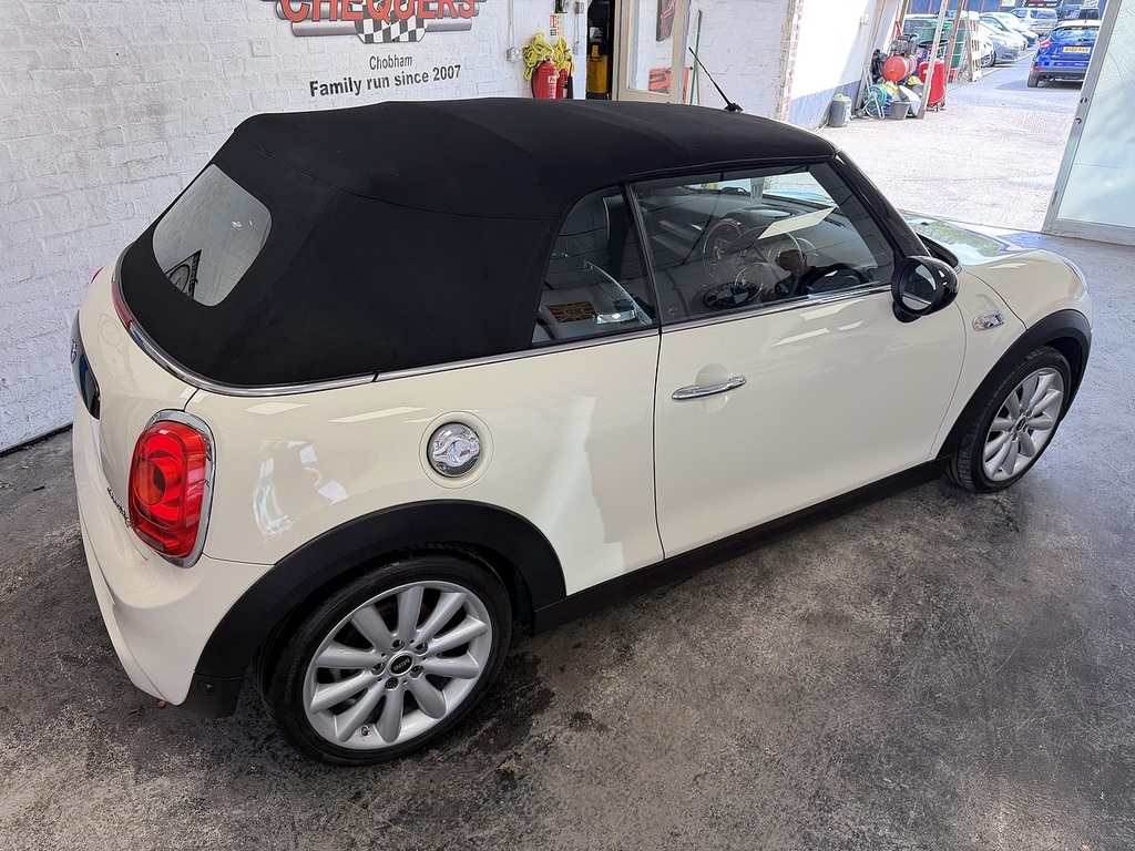 Mini Convertible Cooper S White #2