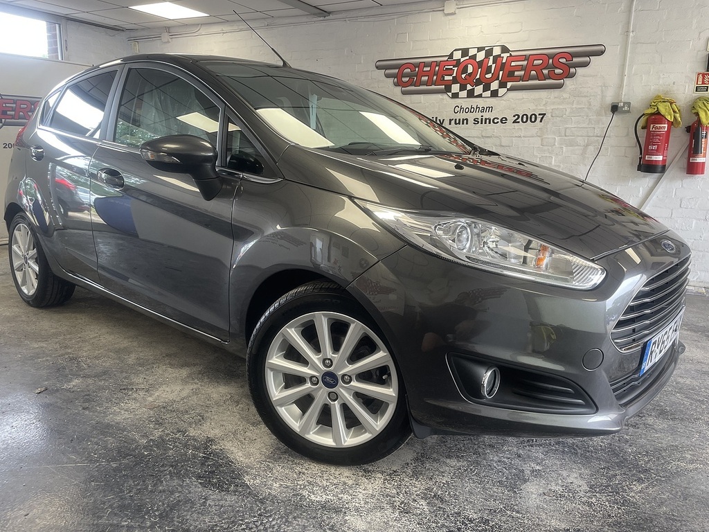 Ford Fiesta T Ecoboost Titanium Grey