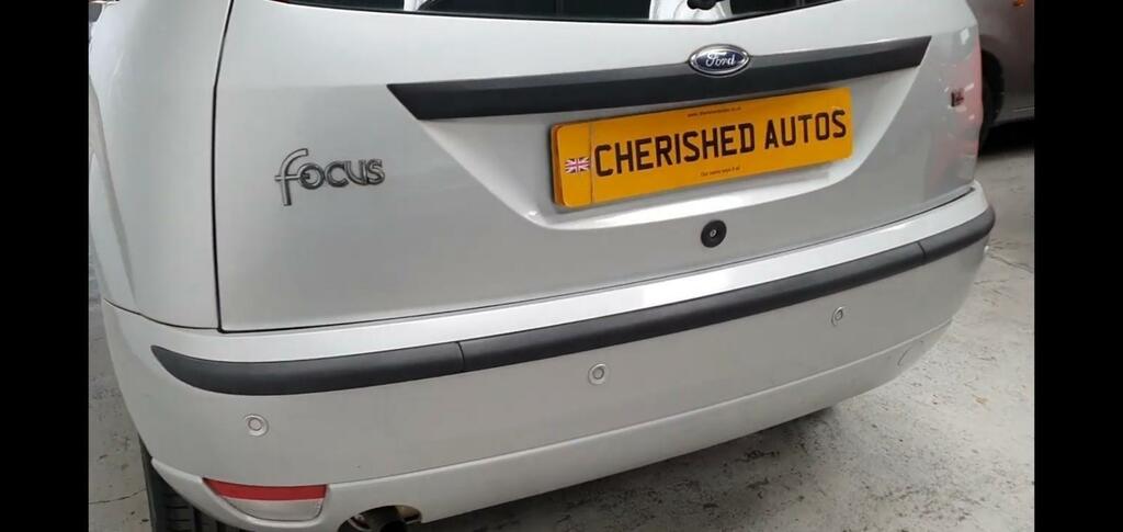 Ford Focus 1.6I 16V LX Silver #4