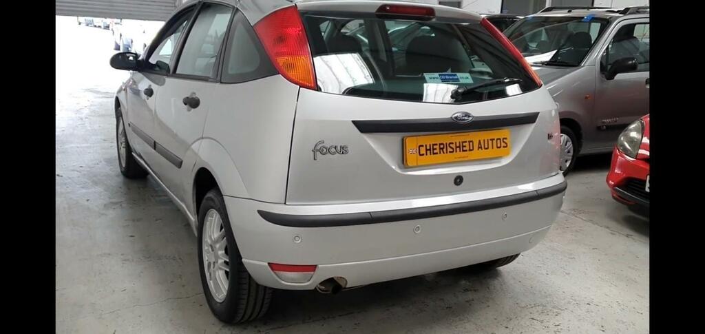 Ford Focus 1.6I 16V LX Silver #3