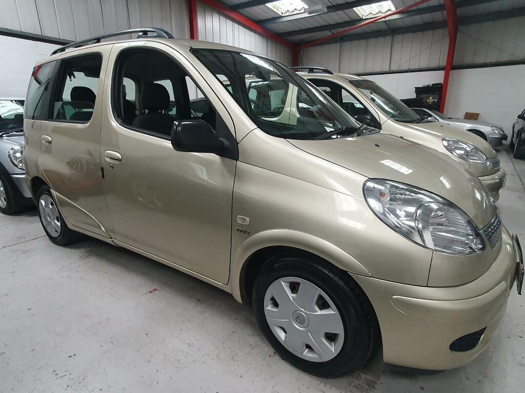 Toyota Verso 1.3 Vvt-i T3 Beige
