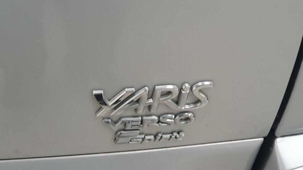 Toyota Verso Hatchback Silver #38