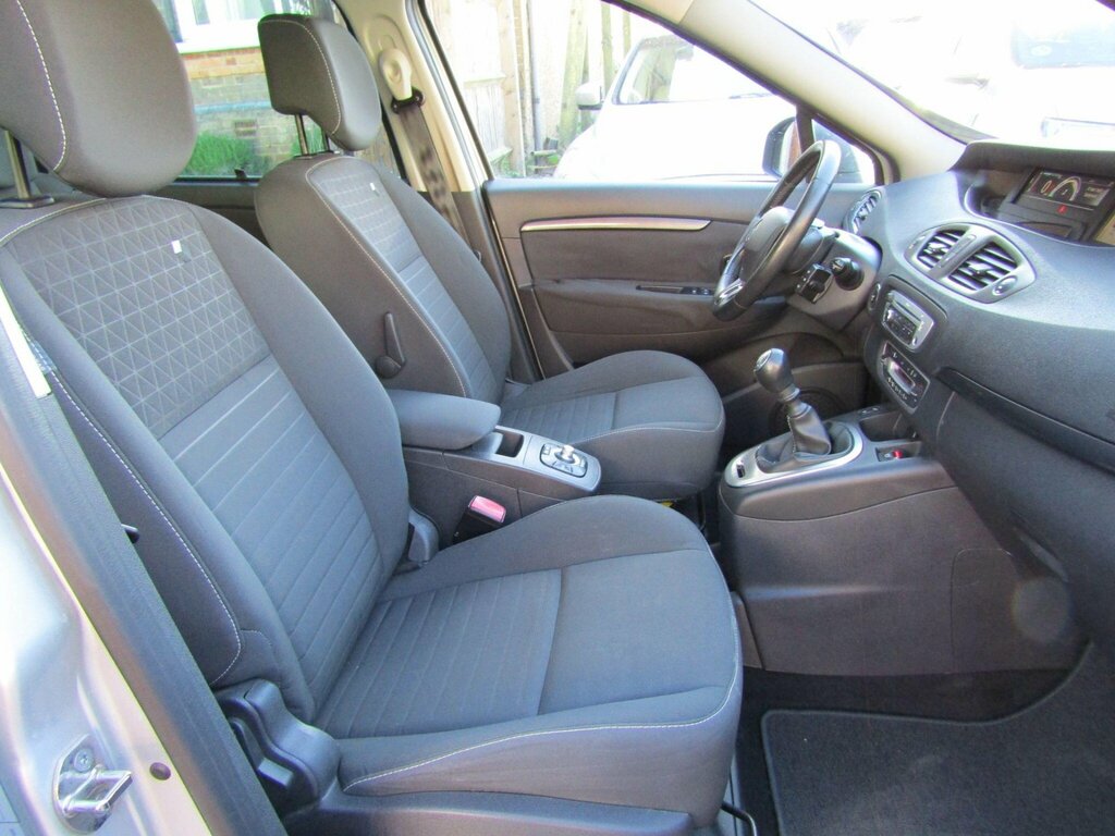Renault S Nav Dci White #13