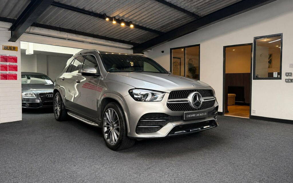 Mercedes-Benz GLE Class 2.0 Gle300d Amg Line Executive G-tronic 4Matic E Silver